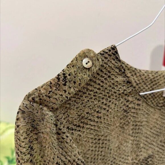 Monsoon sheer snakeskin print blouse uk16 - Picture 2 of 3